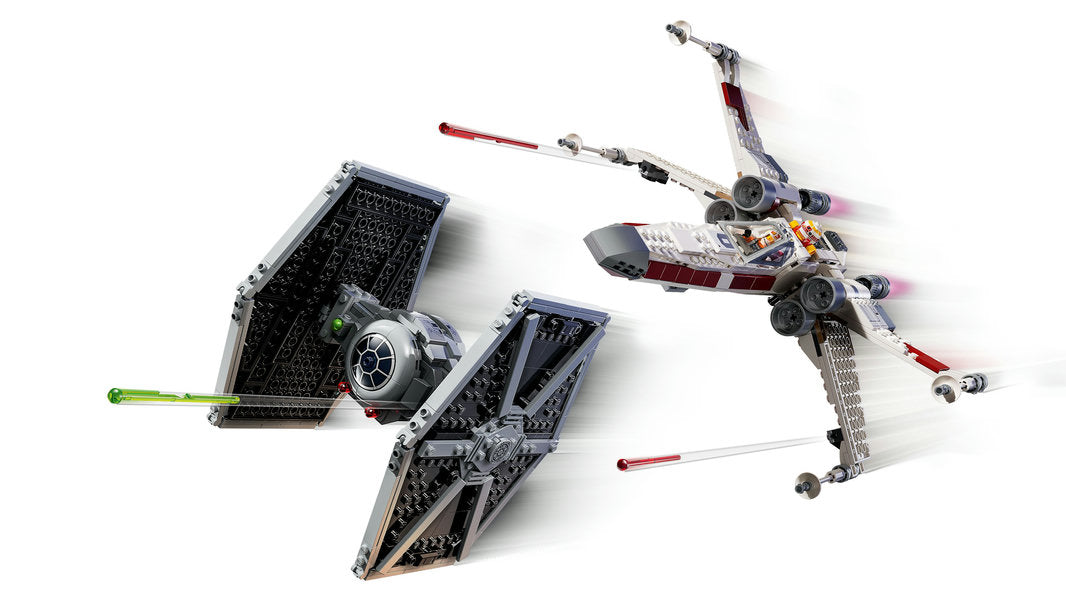 TIE FIGHTER & X-WING MASH-UP