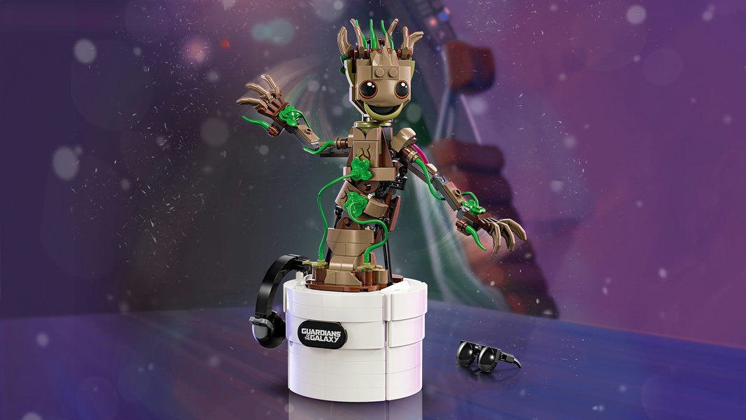 DANCING GROOT