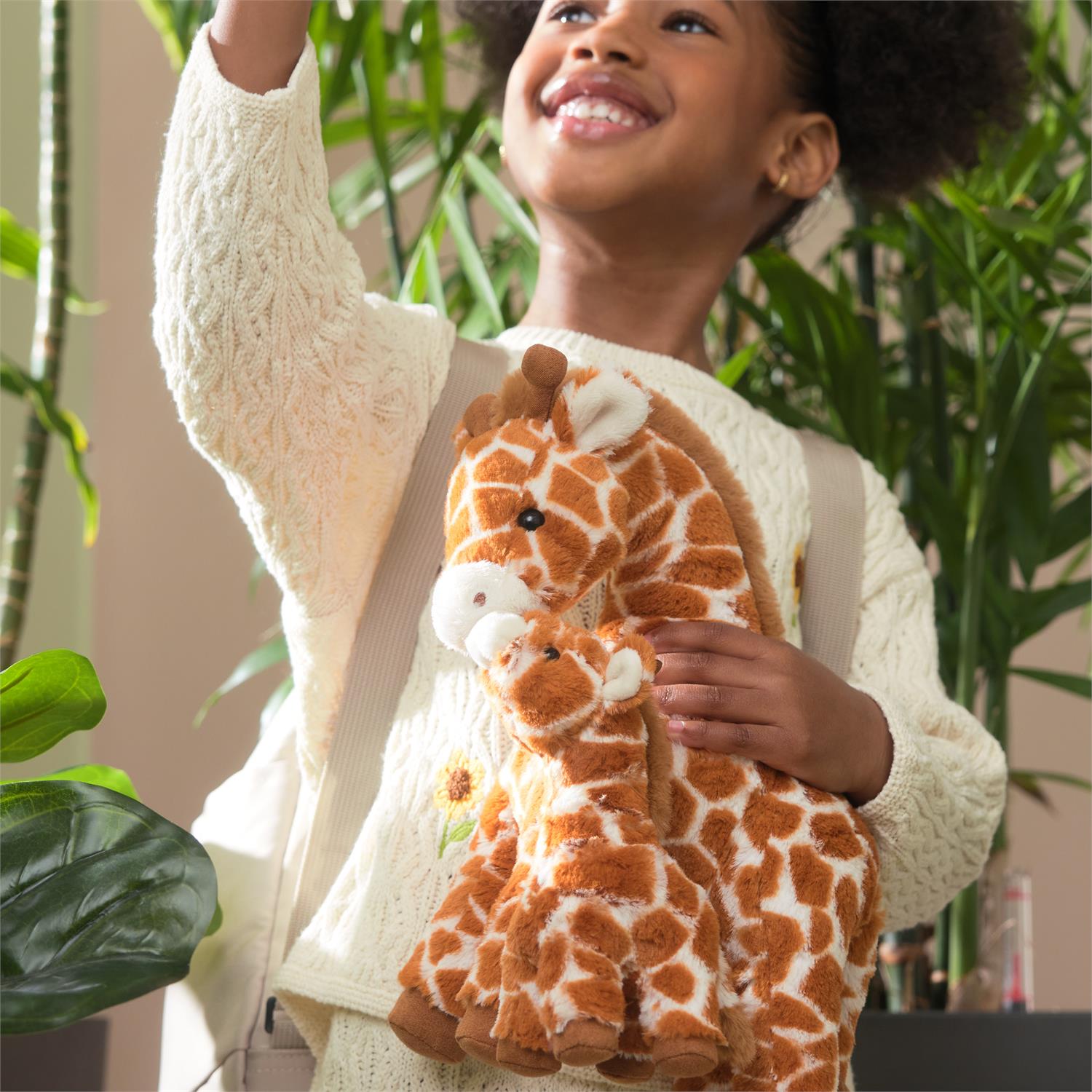 Solana Giraffe & Calf 10 In