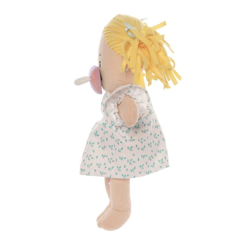 STELLA  PEACH WITH PIGTAILS