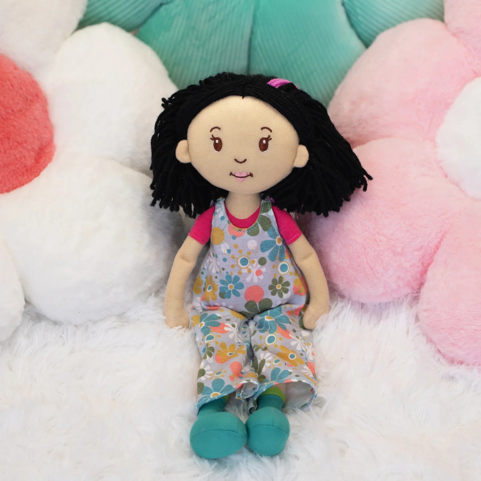 Groovy Girls Dolls - Daisy (Light Beige Skin, Black Hair)