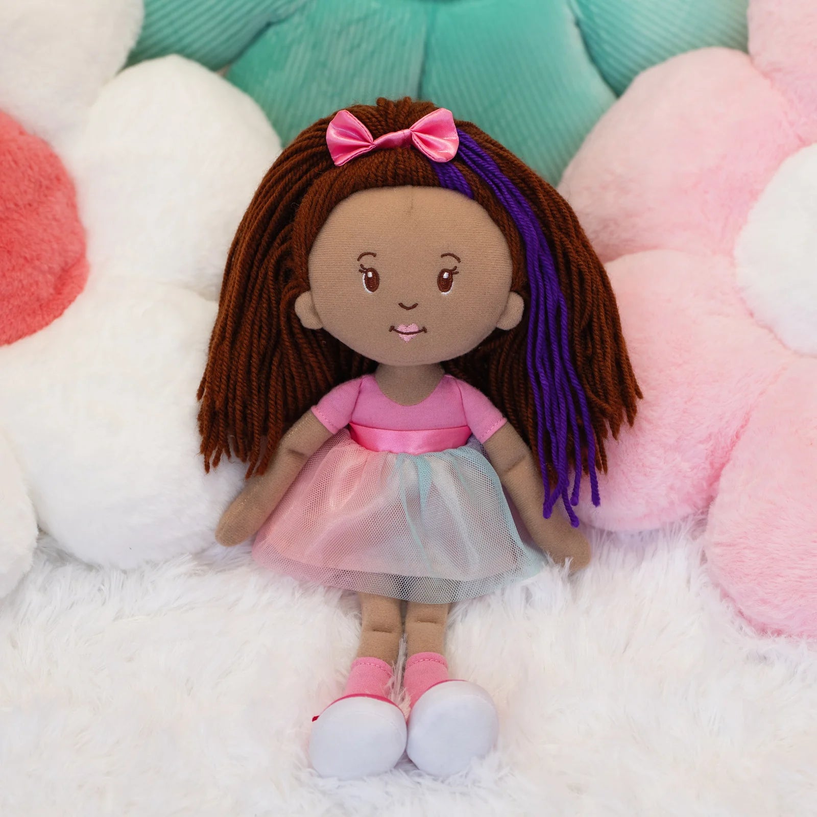 Groovy Girls Dolls - Iris (Beige Skin, Brown Hair)