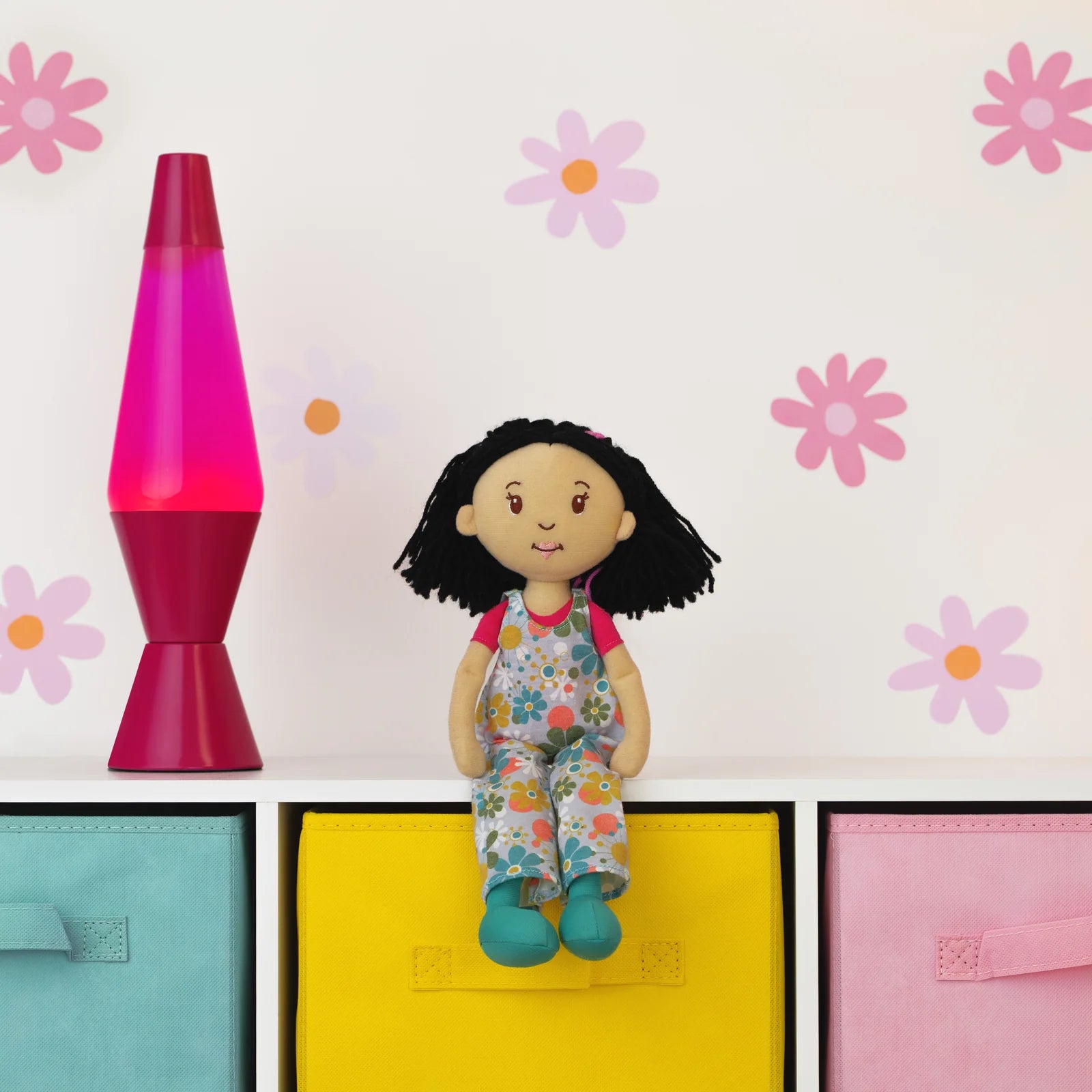 Groovy Girls Dolls - Daisy (Light Beige Skin, Black Hair)