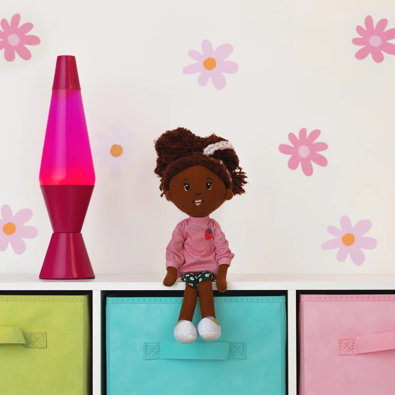 Groovy Girls Dolls - Saige (Brown Skin, Brown Hair)