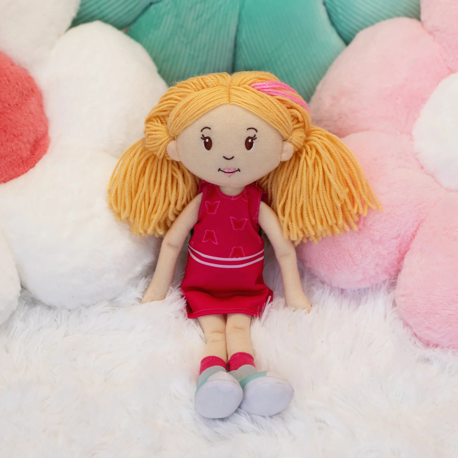 Groovy Girls Dolls - Rose (Peach Skin, Blonde Hair)