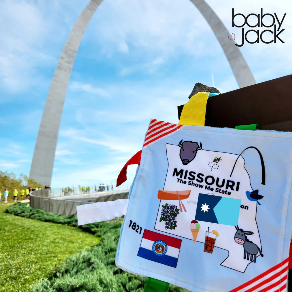 State Facts Crinkle Square Tag Toy - Missouri