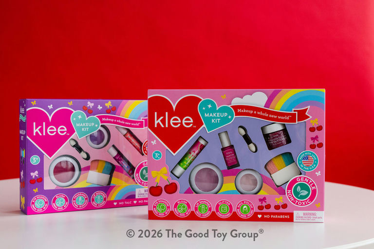 Blush and Tell Makeup Kit