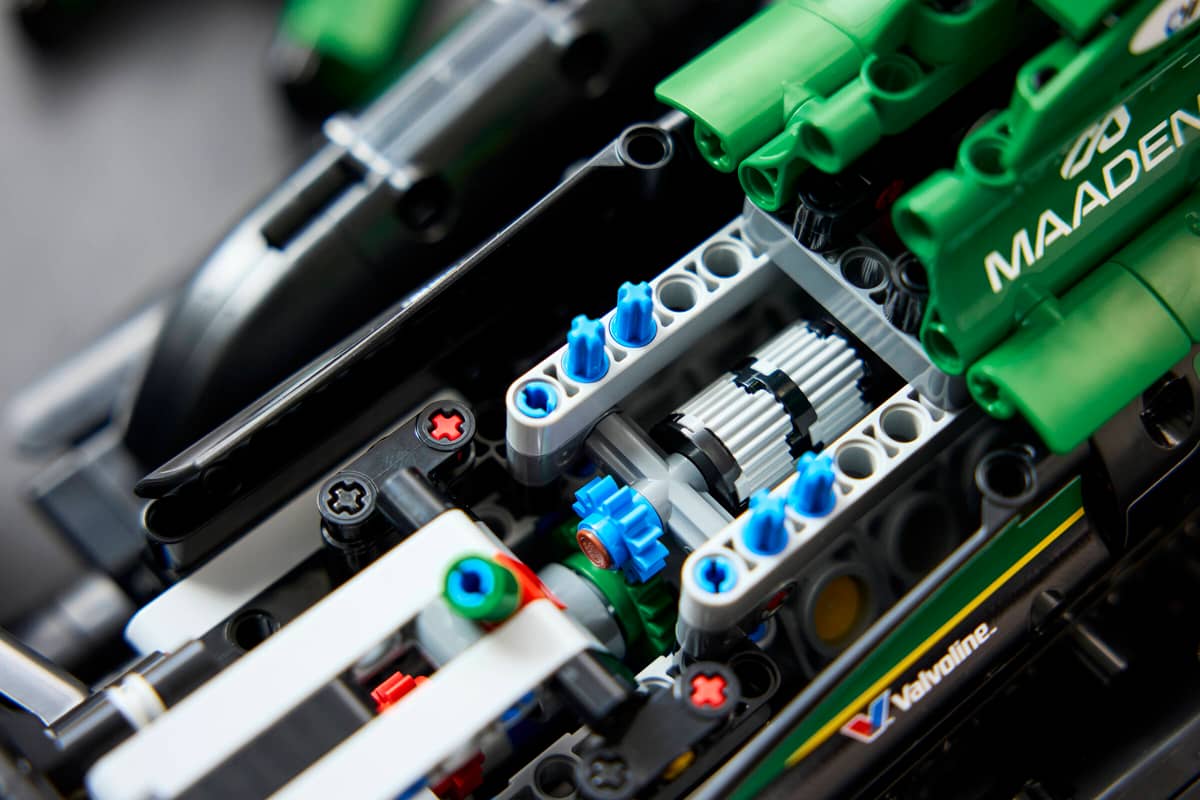Technic 42240