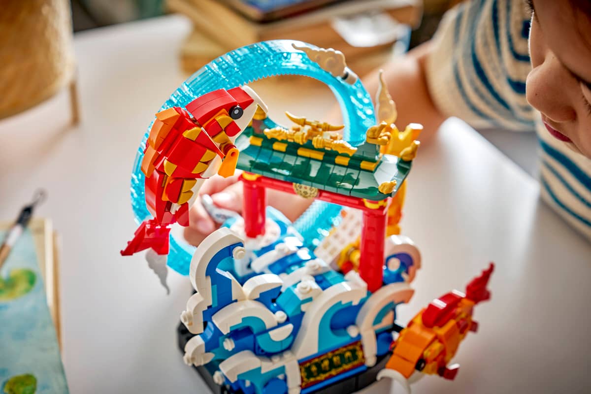 LEGO® Chinese Festivals Prosperity Carp Leaping (80120)