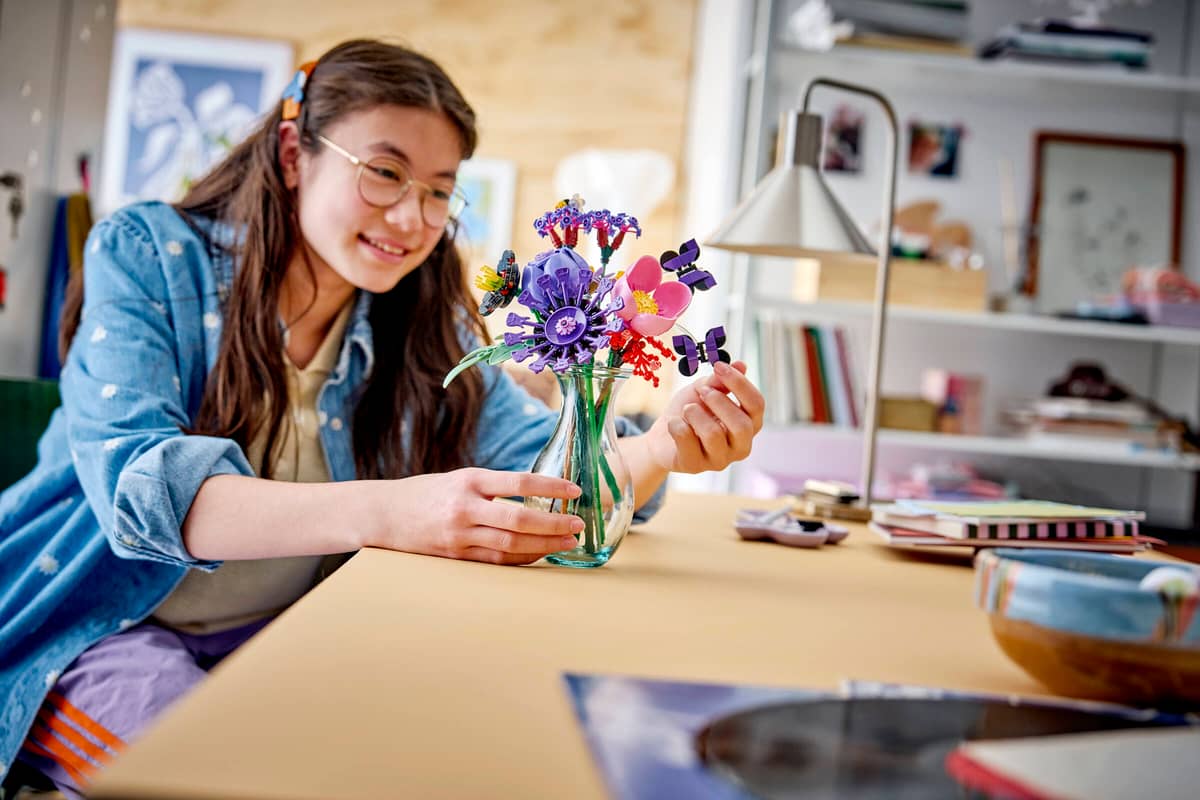 Olivia Rodrigo's Flower Bouquet