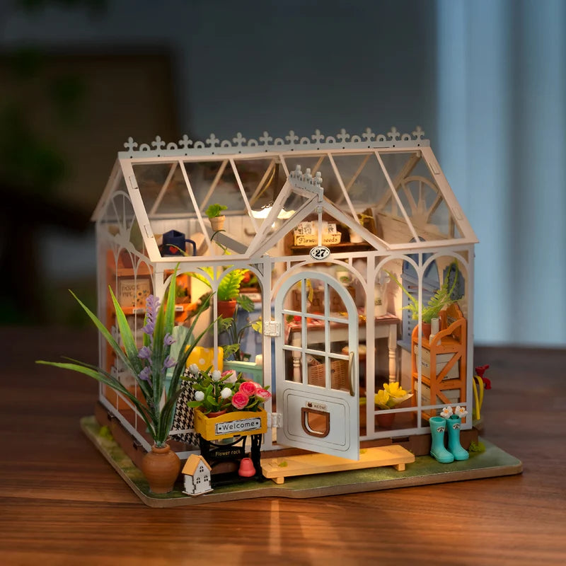 Diy Miniature House Kit: Dreamy Garden House