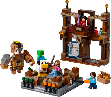 LEGO Minecraft: Woodland Mansion Fighting Ring