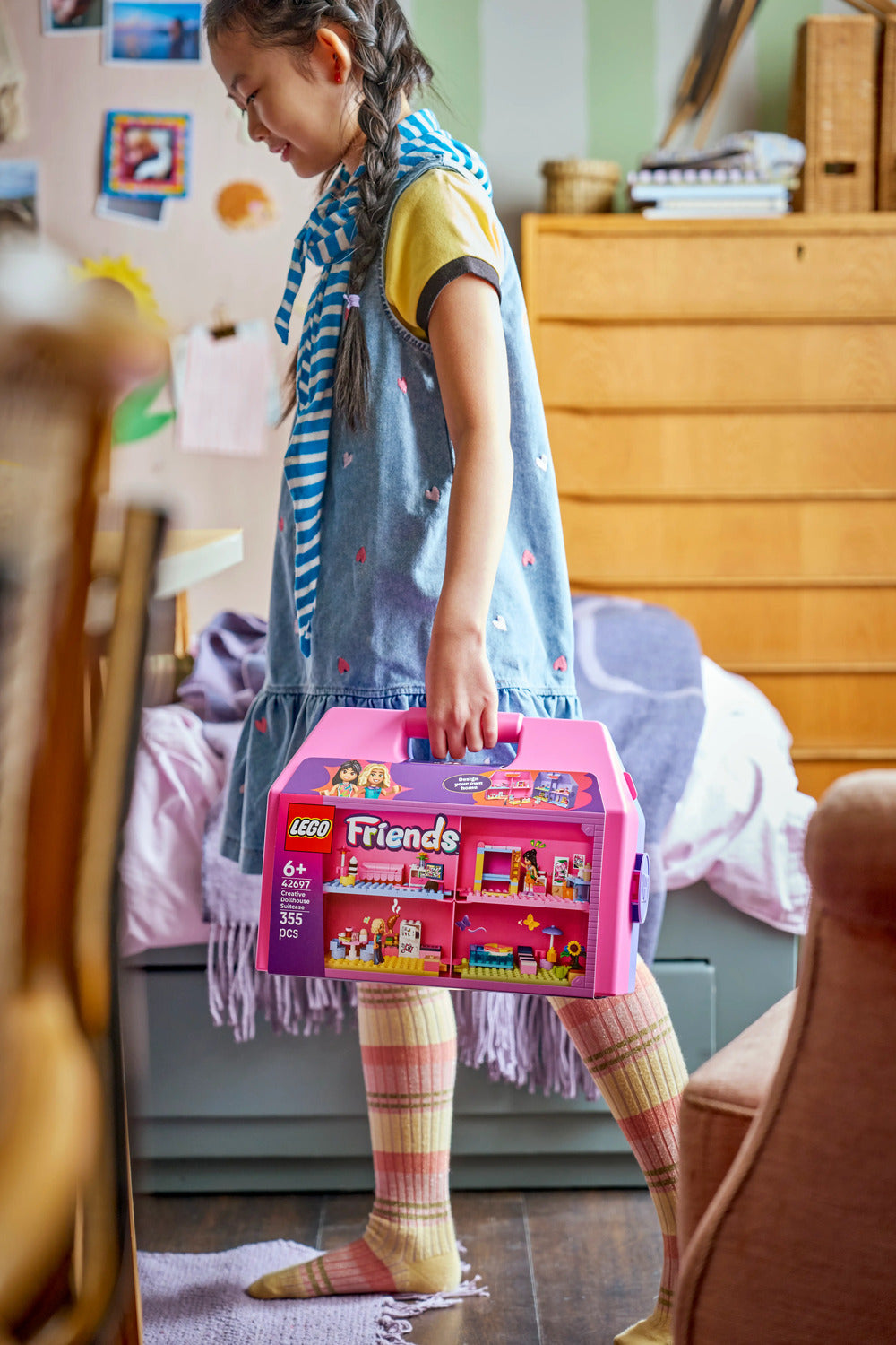 LEGO® Friends Creative Dollhouse Suitcase