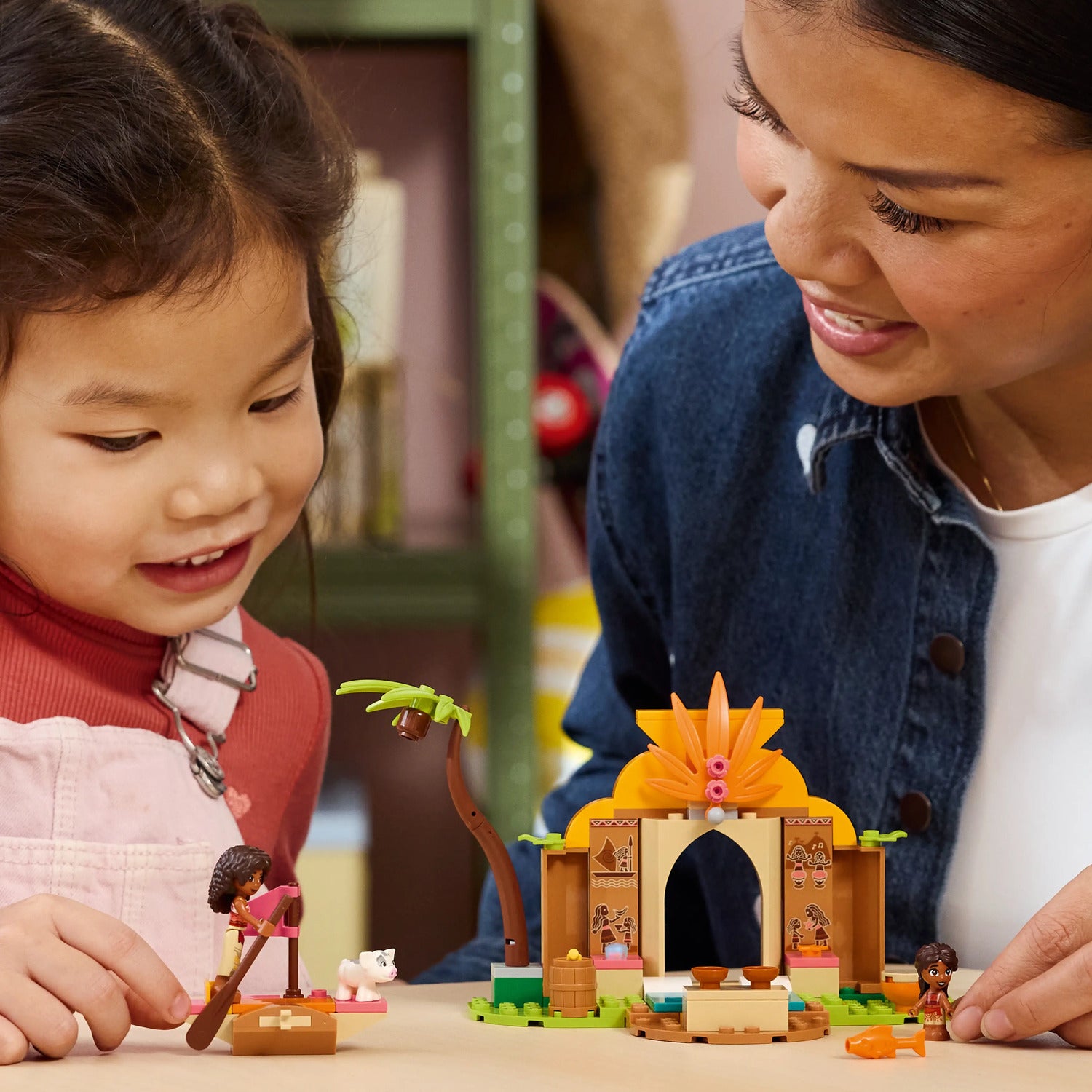 LEGO® ǀ Disney Moana Village House & Boat