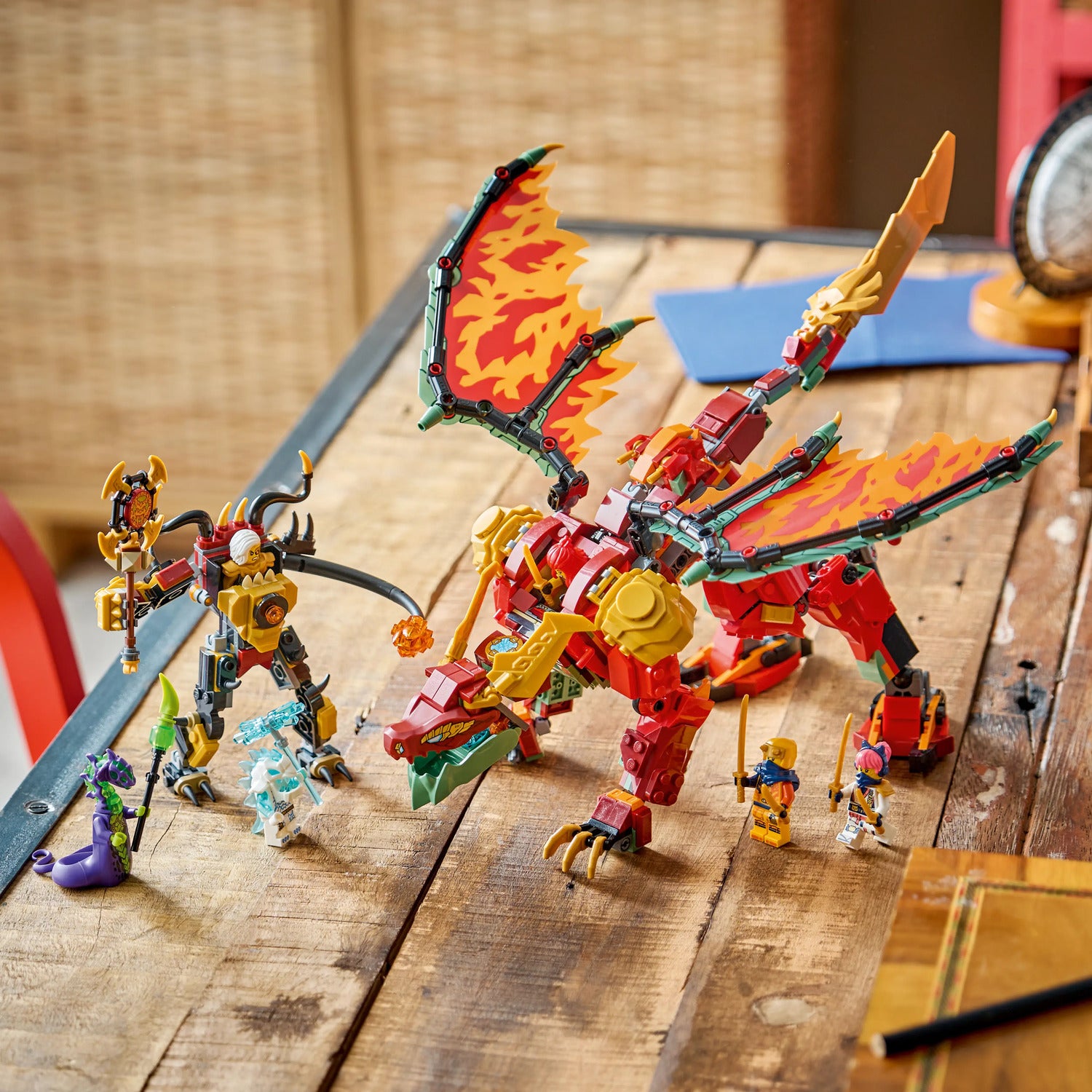 LEGO® NINJAGO® Wyldfyre's Transforming Dragon Mech