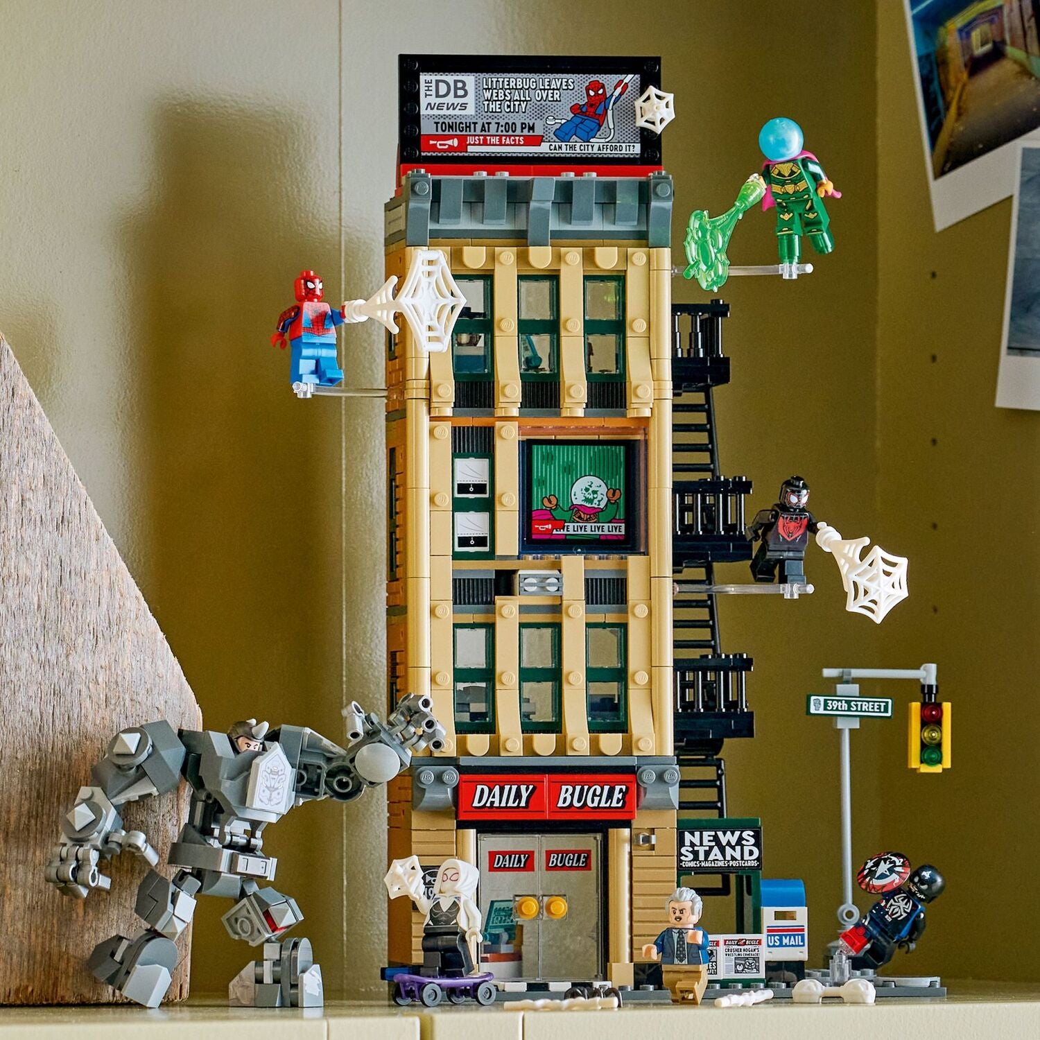 LEGO Super Heroes Marvel: Spider-Man vs. Mysterio: The Daily Bugle