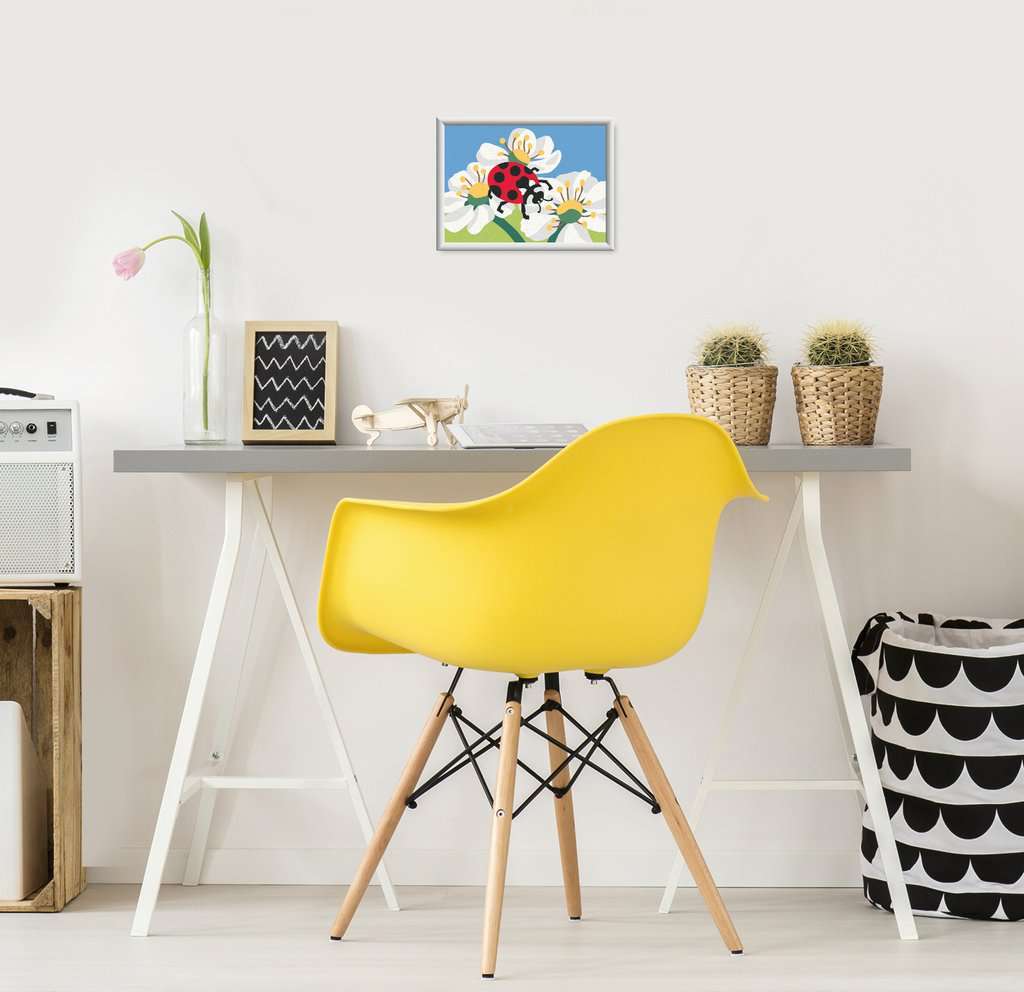 CreArt: Ladybug in Nature 5x7