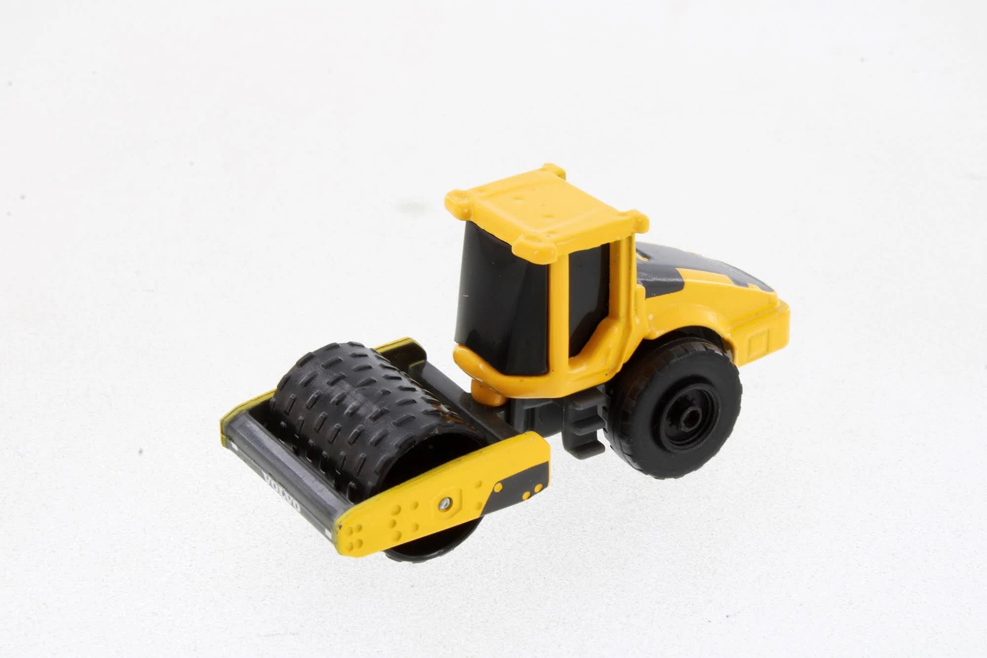 Mini Work Machines Volvo Construction 3"