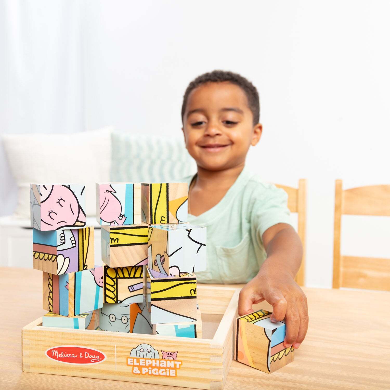 Mo Willems' Elephant & Piggie Wooden Cube Puzzle